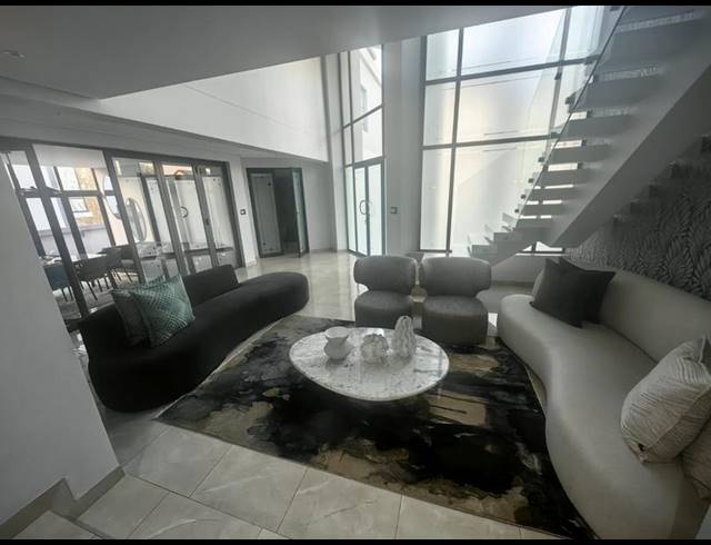 6 BEDROOM HOUSE FOR SALE IN MIDSTREAM RIDGE